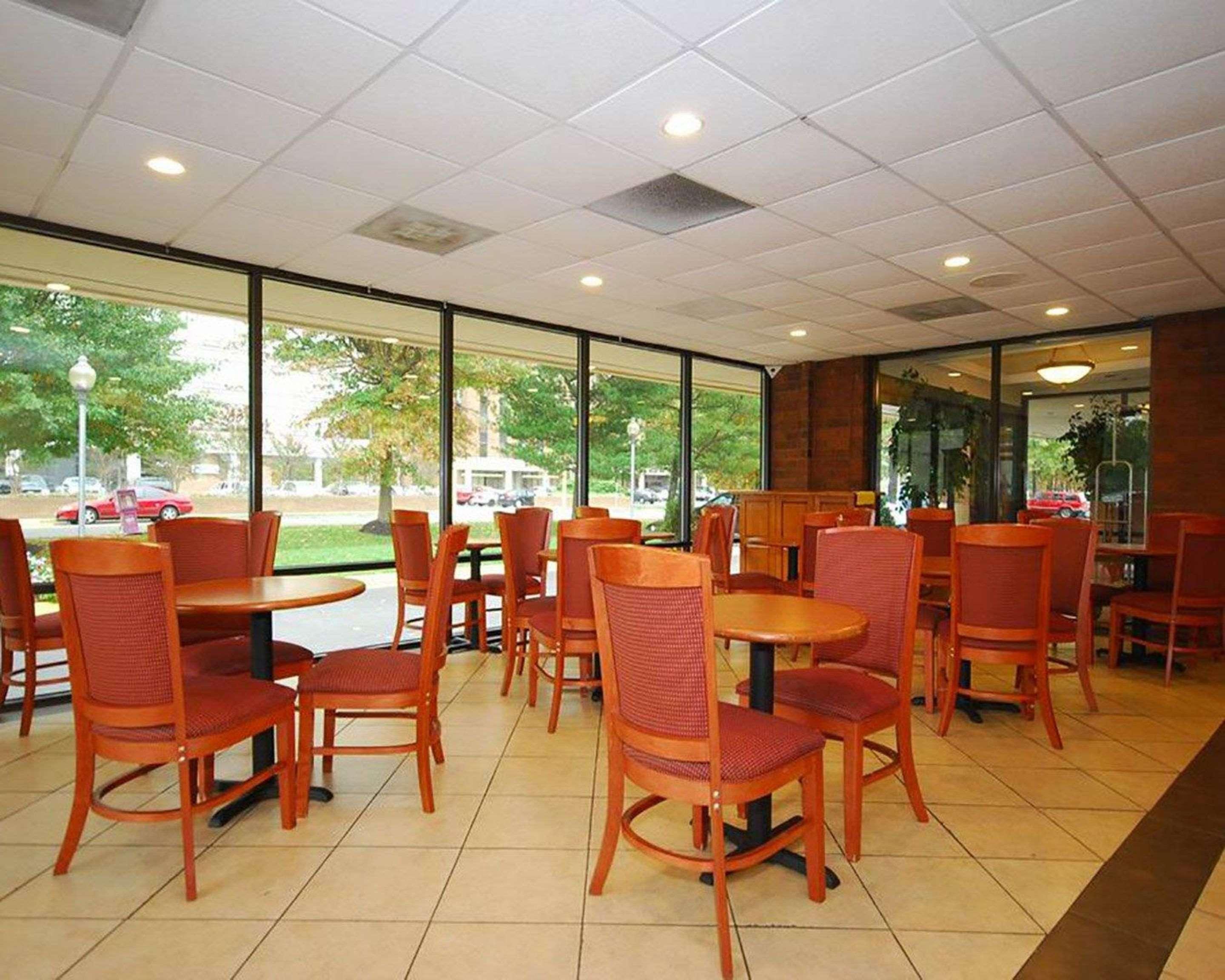 Comfort Inn Springfield Restaurace fotografie